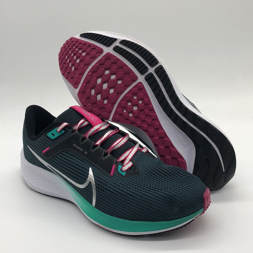 New Women’s Pegasus 40 Wide Shoe Green/Blue/White/Pink FN7991-300 NWOB